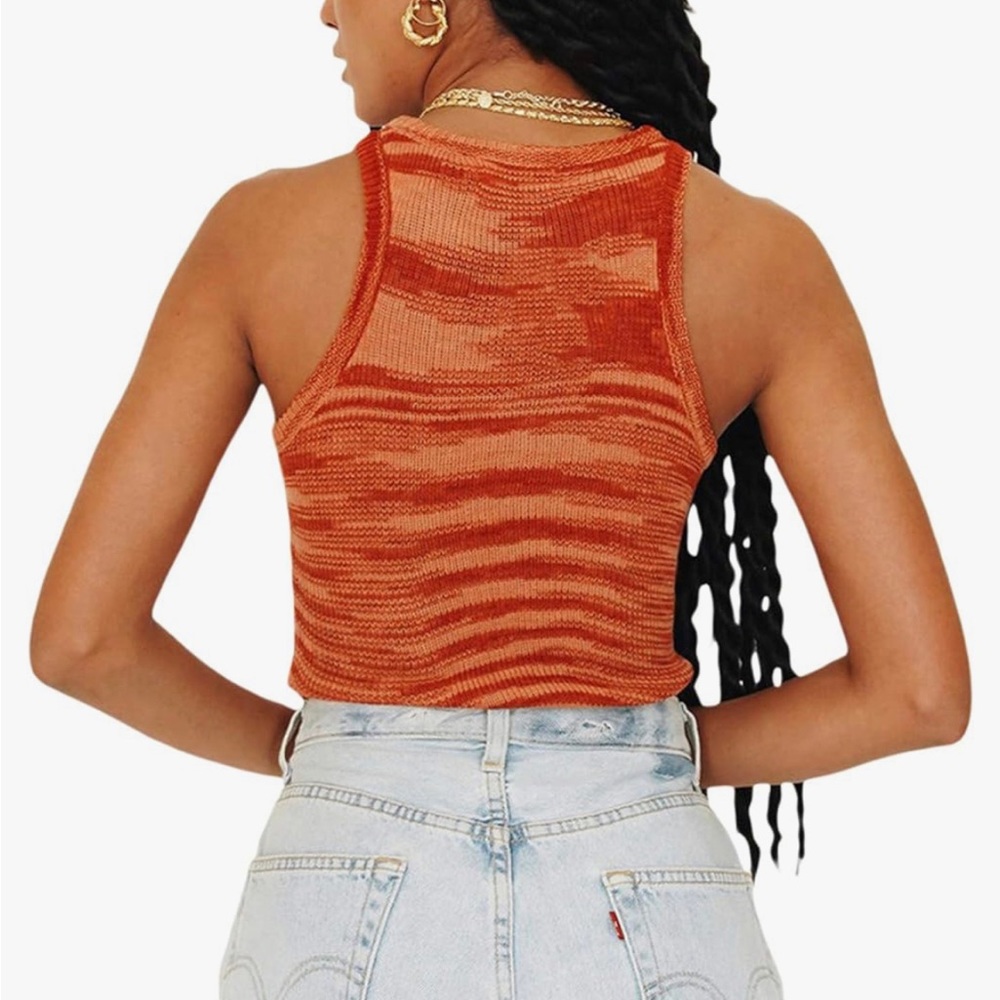 Ribbed Knit Cropped Tank 🍄